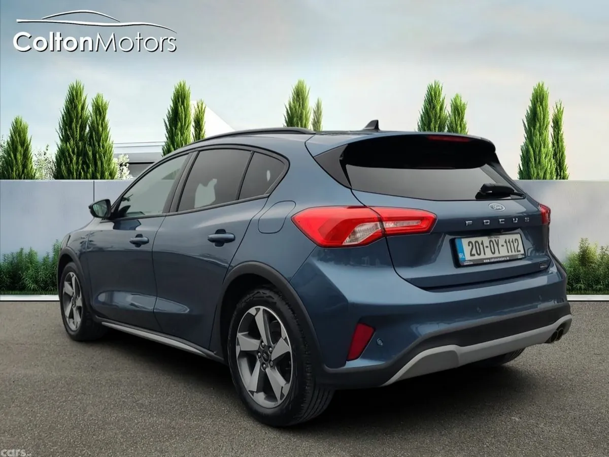 Ford Focus Hatchback, Petrol, 2020, Blue