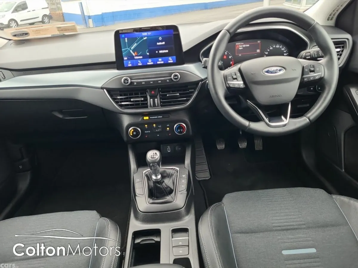 Ford Focus Hatchback, Petrol, 2020, Blue