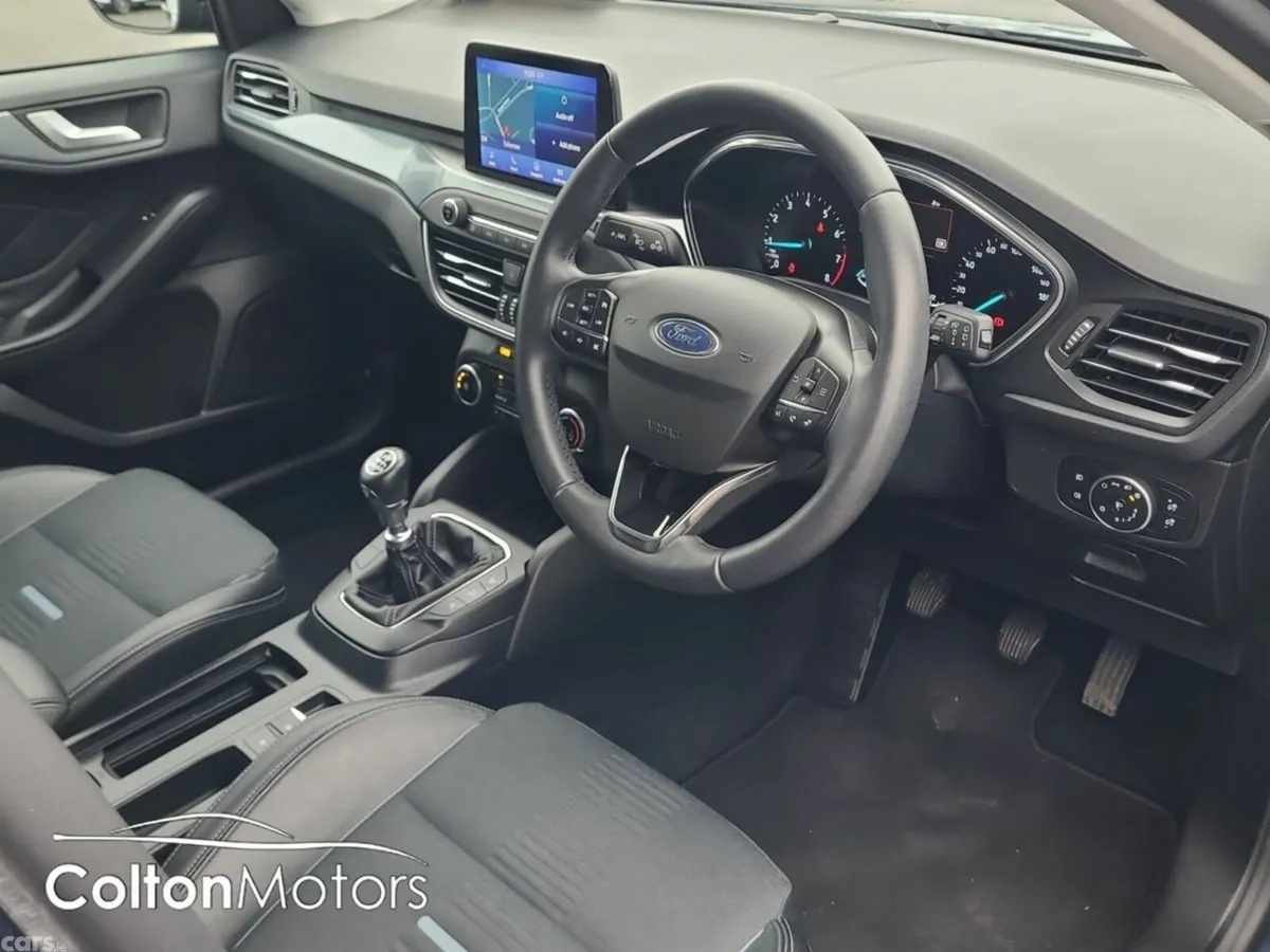 Ford Focus Hatchback, Petrol, 2020, Blue