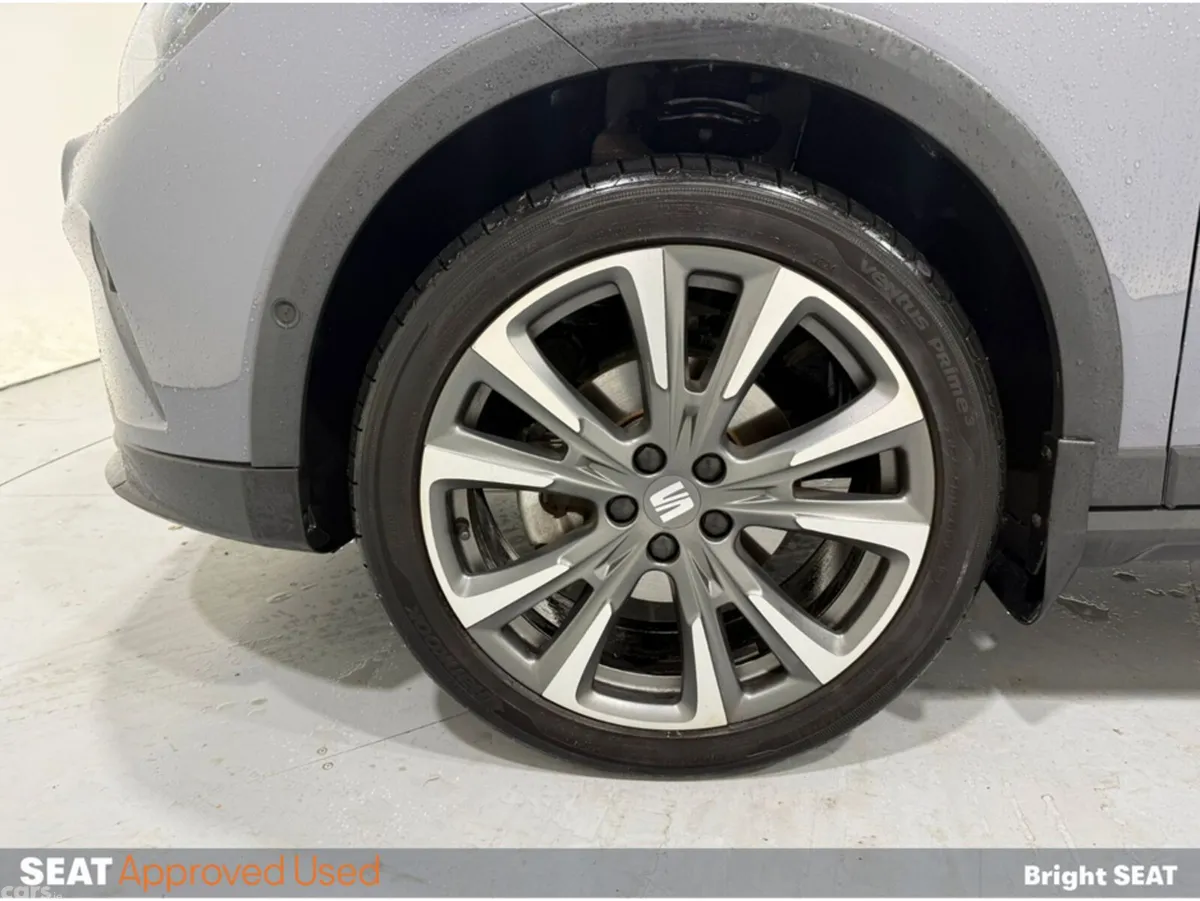 SEAT Arona Hatchback, Petrol, 2025, Grey