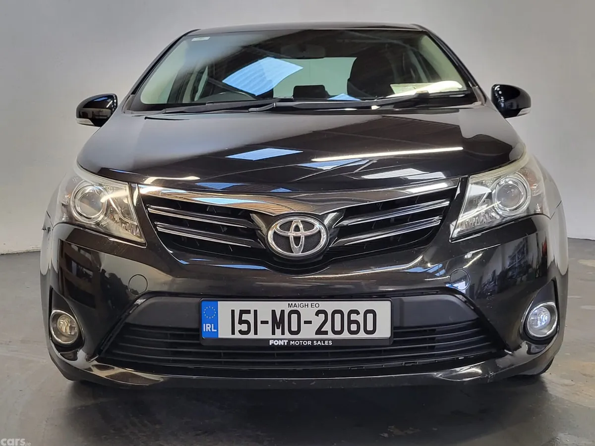 Toyota Avensis Saloon, Diesel, 2015, Black