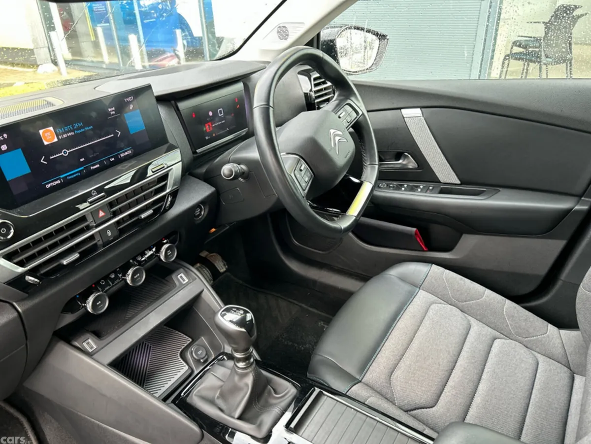 Citroen C4 Hatchback, Petrol, 2022, Grey