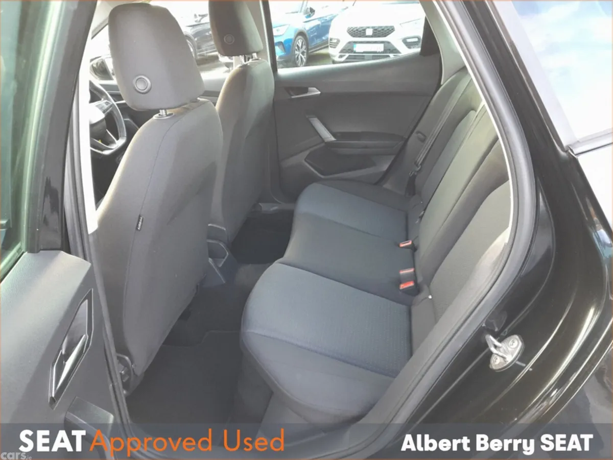 SEAT Arona Hatchback, Petrol, 2023, Black