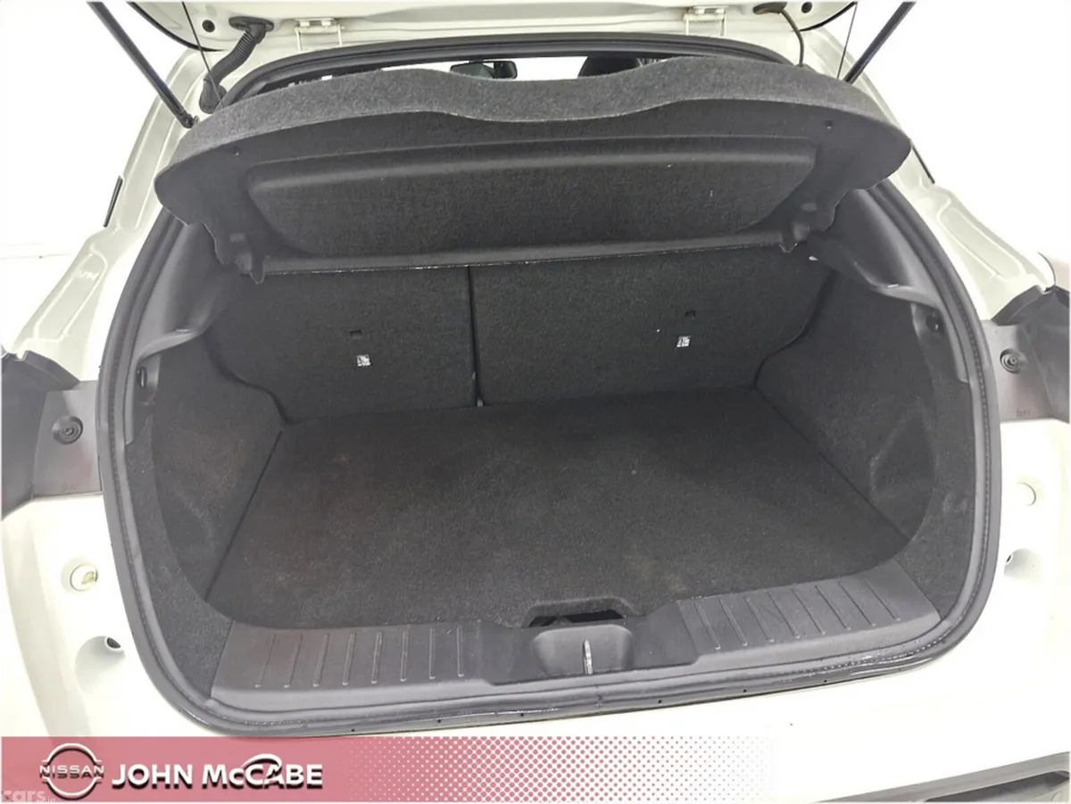 Nissan Juke MPV, Petrol, 2024, White