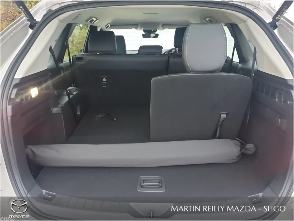 Mazda CX-80 MPV, Petrol Plug-in Hybrid, 2026, Gold