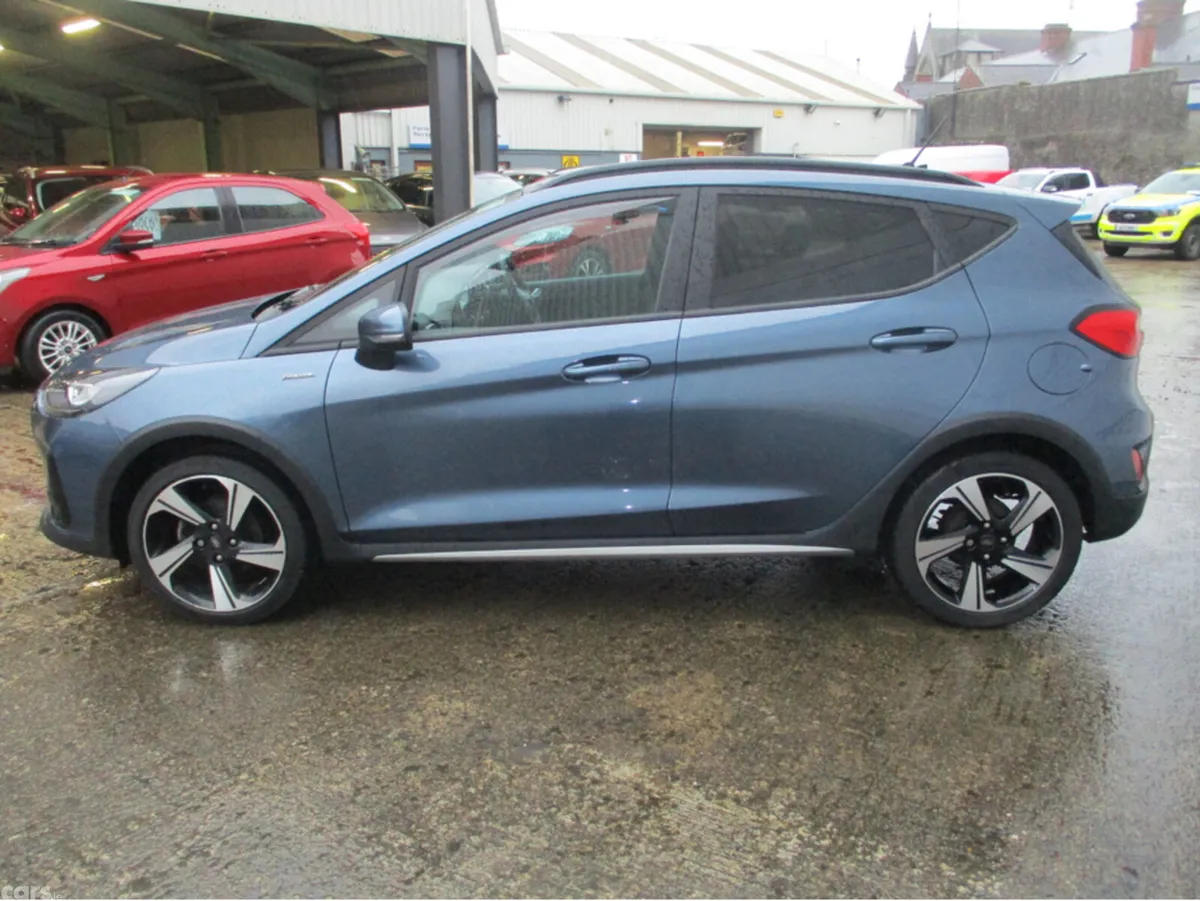 Ford Fiesta Hatchback, Petrol, 2023, Blue