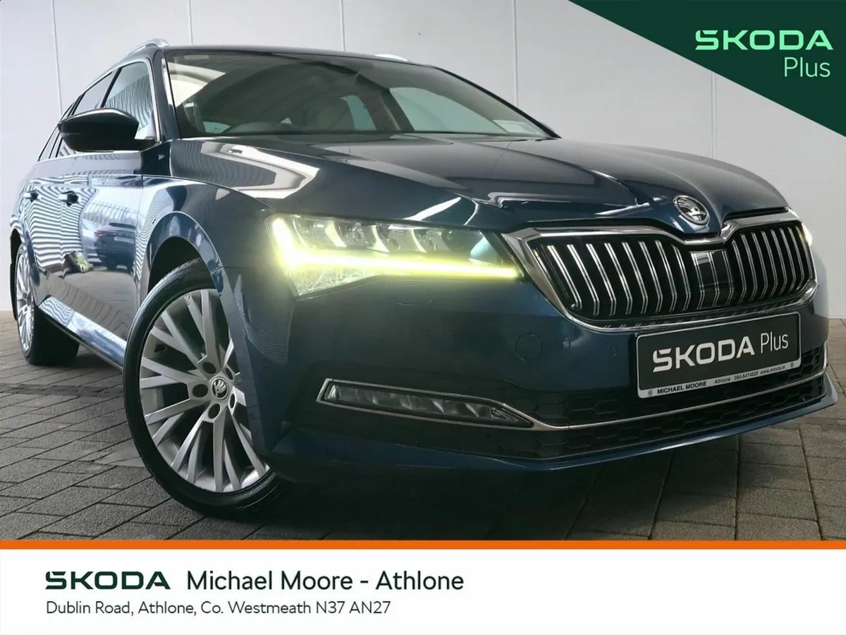 Skoda Superb Estate, Diesel, 2023, Blue