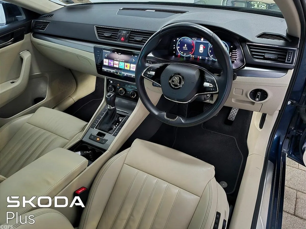 Skoda Superb Estate, Diesel, 2023, Blue