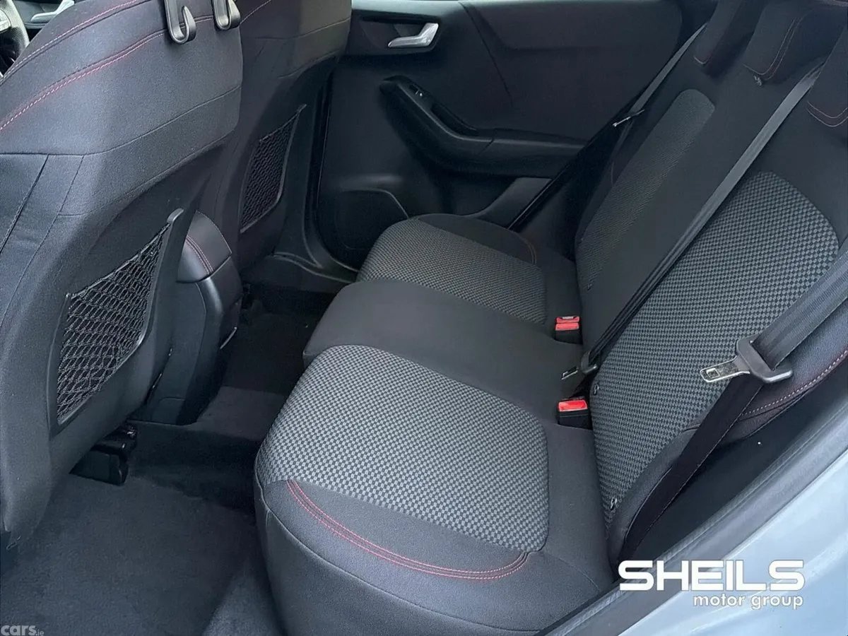 Ford Puma SUV, Petrol Hybrid, 2023, Grey