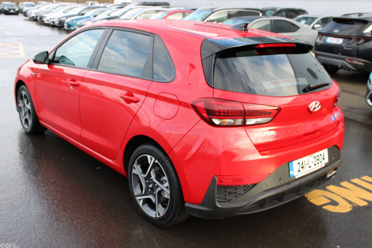 Hyundai i30 Hatchback, Petrol, 2024, Red