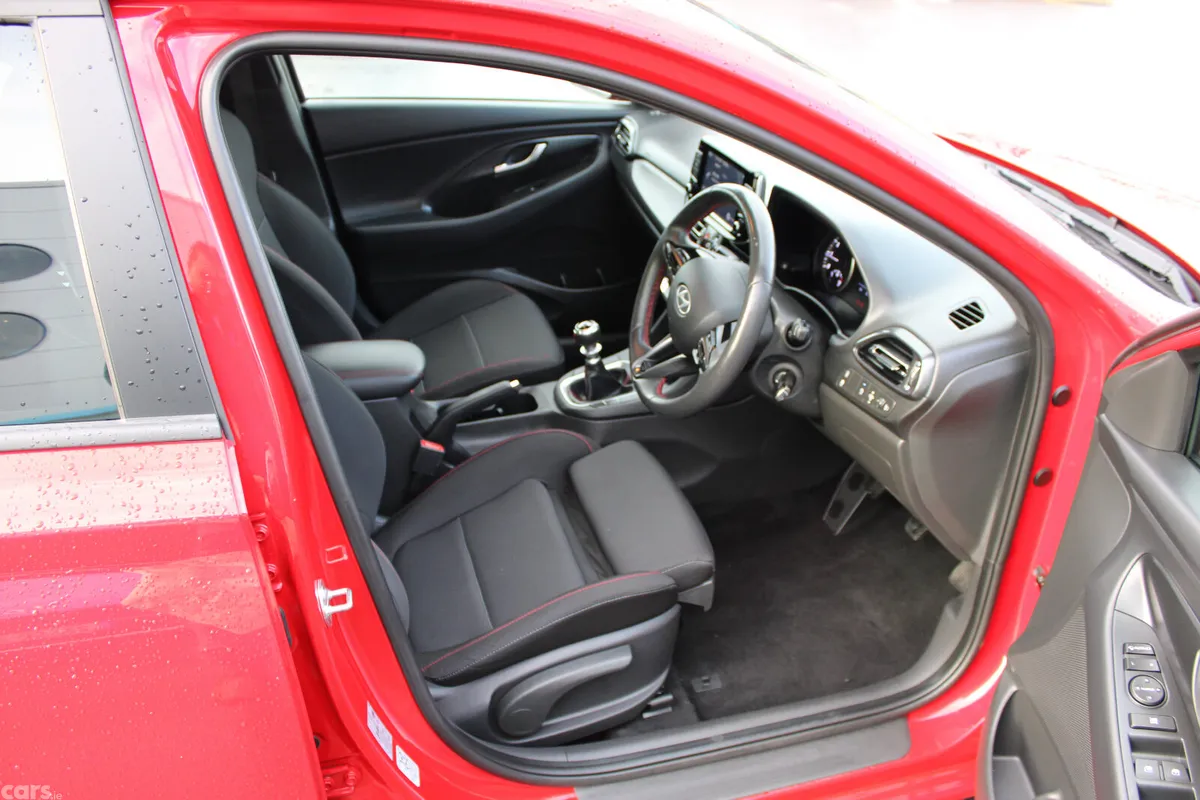 Hyundai i30 Hatchback, Petrol, 2024, Red