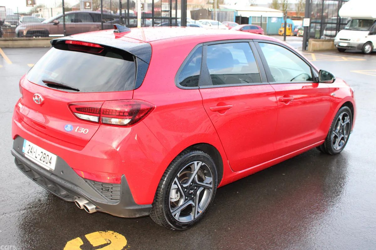 Hyundai i30 Hatchback, Petrol, 2024, Red