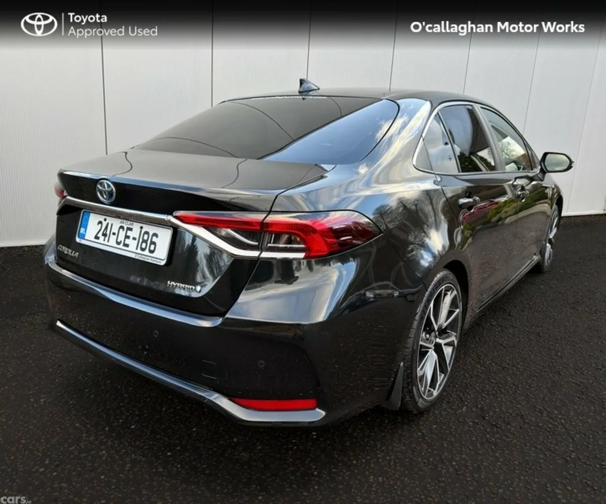 Toyota Corolla Saloon, Petrol Hybrid, 2024, Black