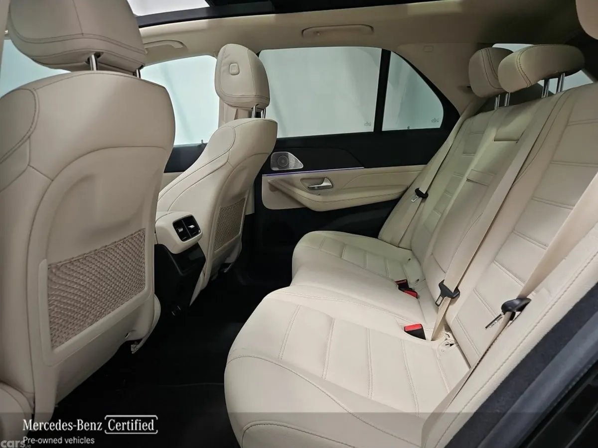 Mercedes-Benz GLE SUV, Diesel Plug-in Hybrid, 2027, Black