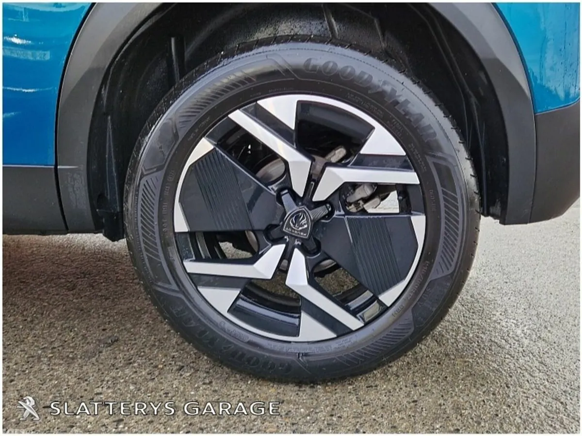 Peugeot 2008 SUV, Petrol, 2025, Blue