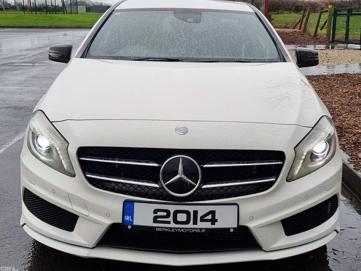 Mercedes-Benz A-Class Hatchback, Petrol, 2014, White