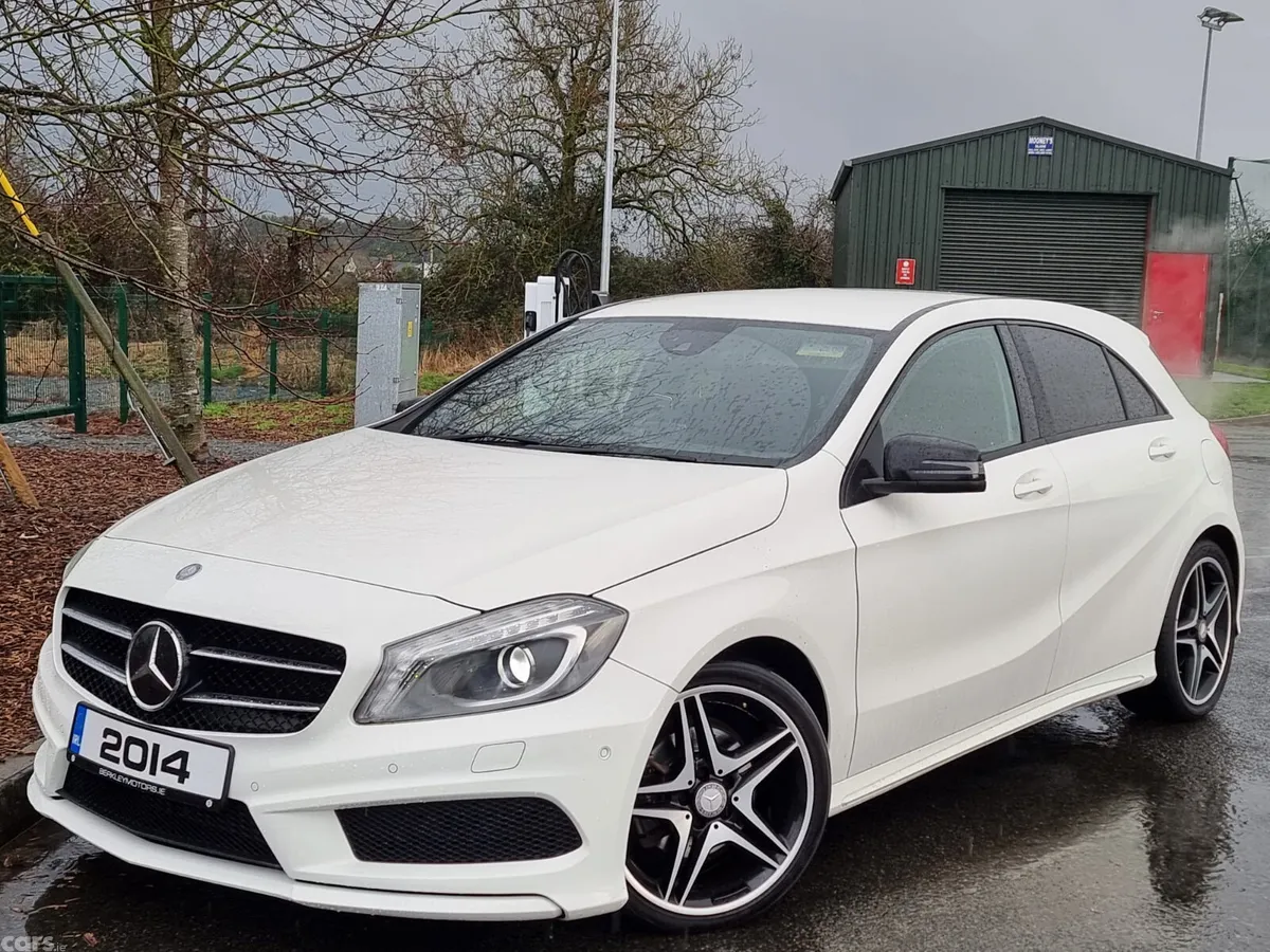 Mercedes-Benz A-Class Hatchback, Petrol, 2014, White