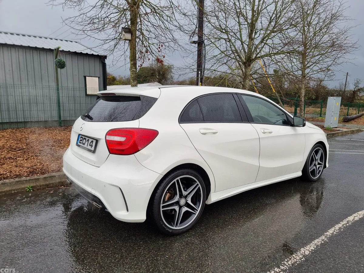 Mercedes-Benz A-Class Hatchback, Petrol, 2014, White