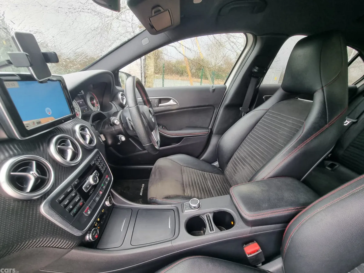 Mercedes-Benz A-Class Hatchback, Petrol, 2014, White
