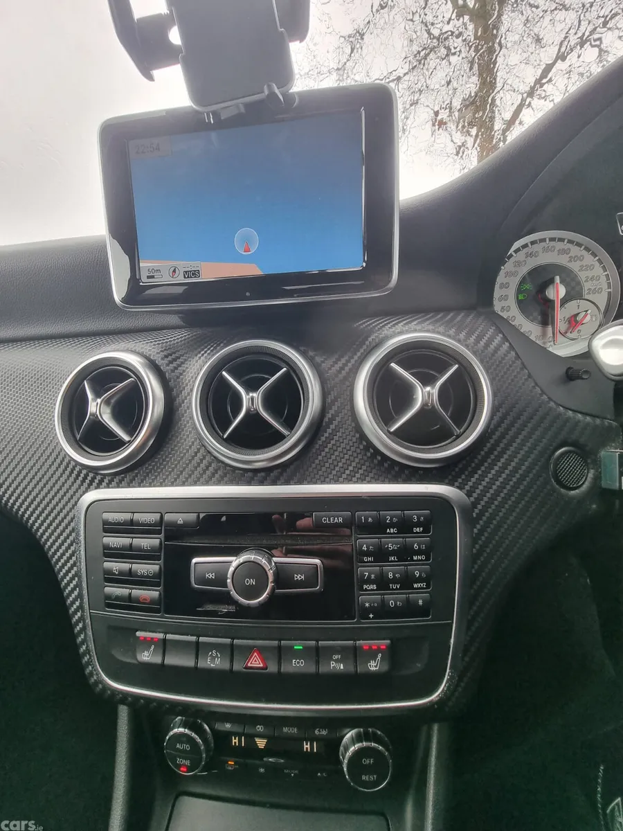 Mercedes-Benz A-Class Hatchback, Petrol, 2014, White