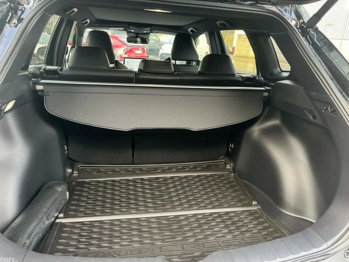 Toyota Corolla Cross SUV, Petrol Hybrid, 2024, Black