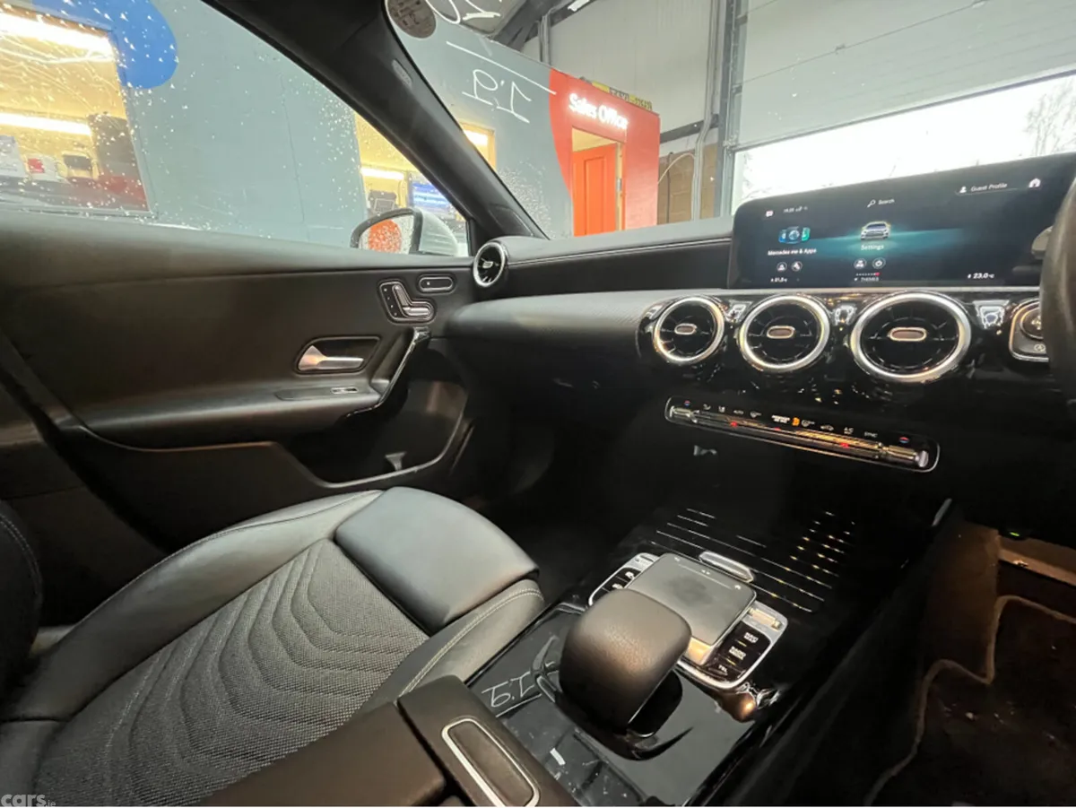 Mercedes-Benz A-Class Hatchback, Diesel, 2019, Silver