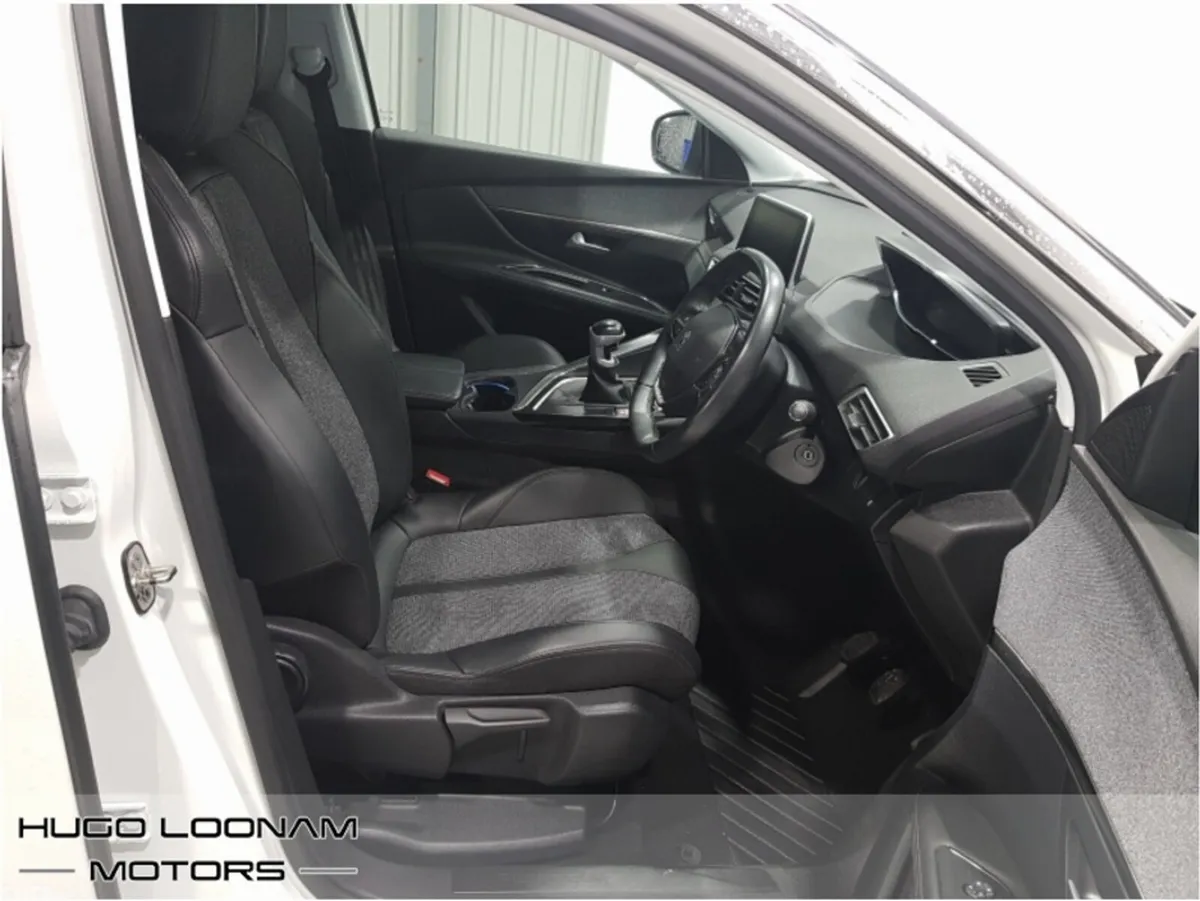 Peugeot 3008 MPV, Diesel, 2020, White