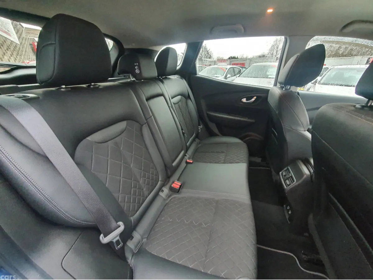 Renault Kadjar Hatchback, Diesel, 2019, Blue
