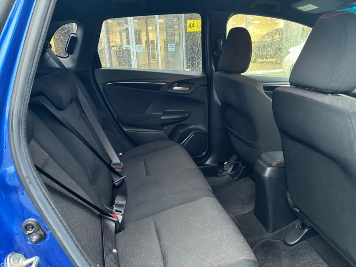 Honda Fit Hatchback, Petrol Hybrid, 2015, Blue