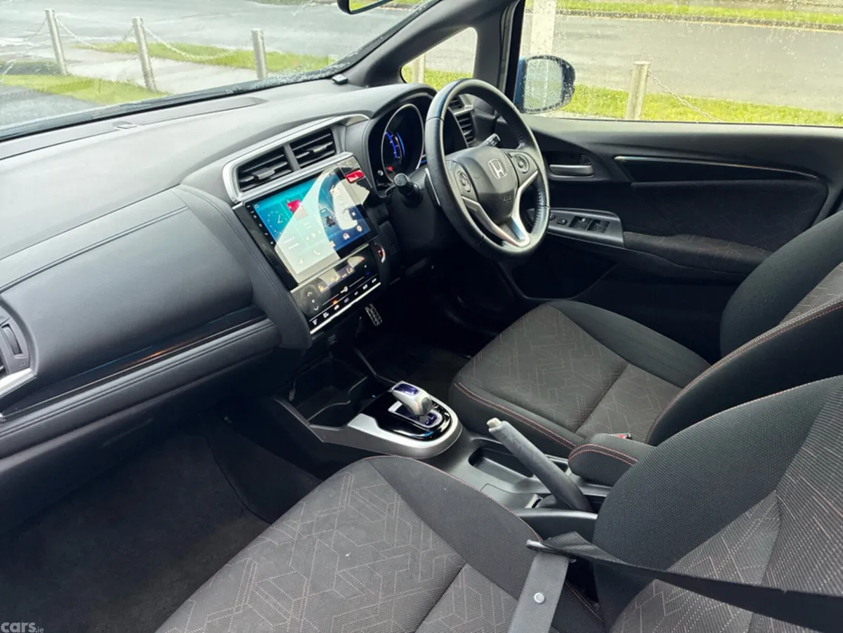 Honda Fit Hatchback, Petrol Hybrid, 2015, Blue