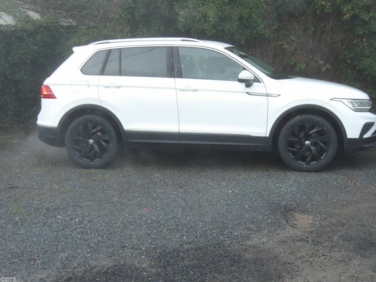 Volkswagen Tiguan SUV, Diesel, 2022, White