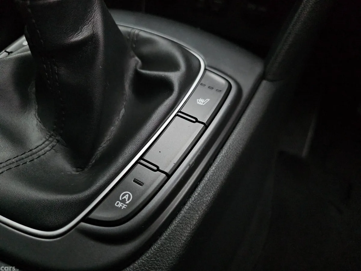 Hyundai KONA MPV, Petrol, 2018, Black