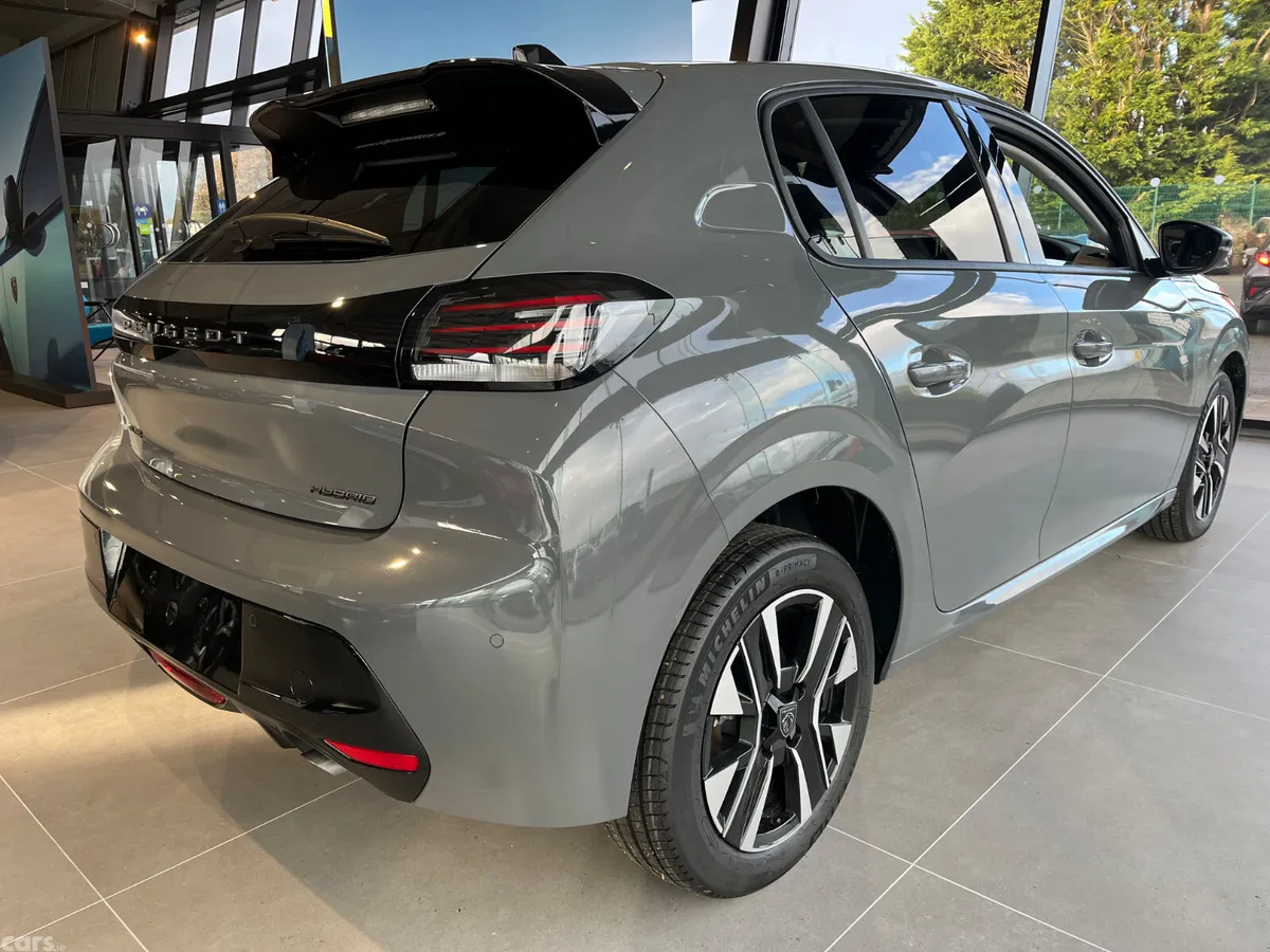 Peugeot 208 SUV, Petrol Hybrid, 2026, Blue