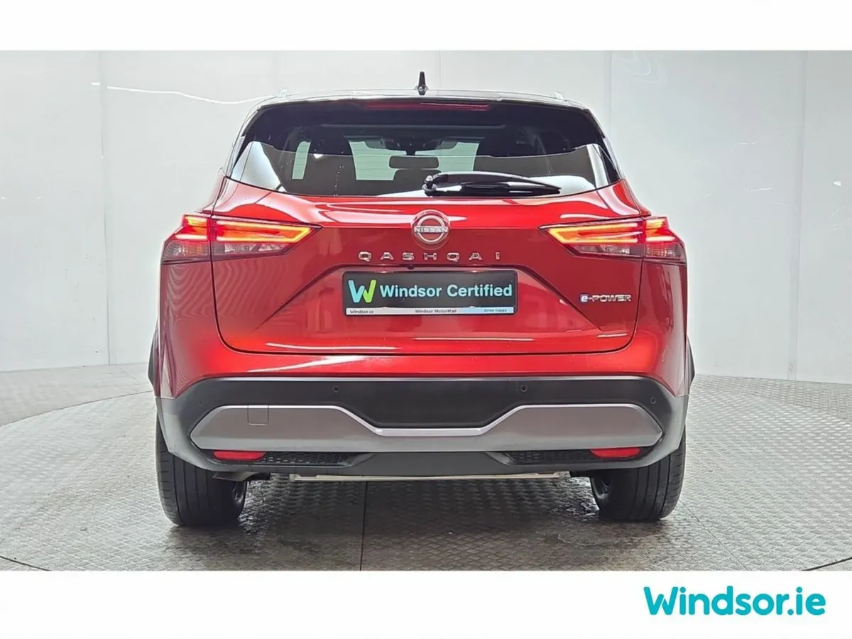 Nissan Qashqai MPV, Petrol Hybrid, 2023, Orange