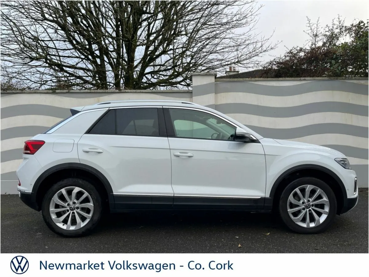 Volkswagen T-Roc SUV, Diesel, 2023, White