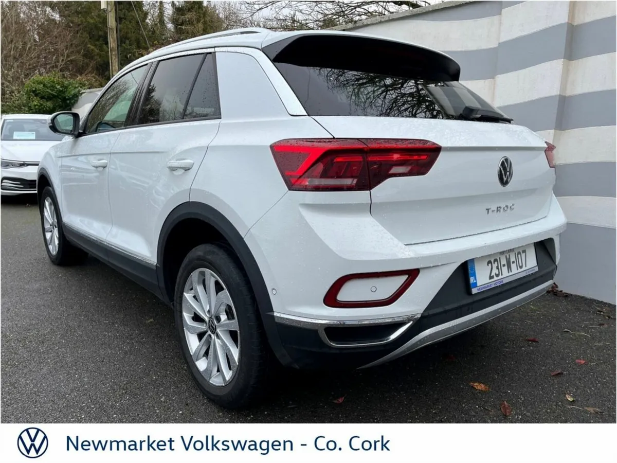 Volkswagen T-Roc SUV, Diesel, 2023, White