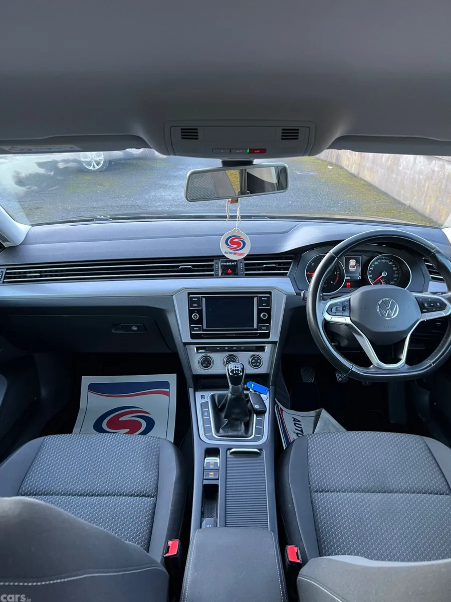 Volkswagen Passat Saloon, Diesel, 2021, Grey