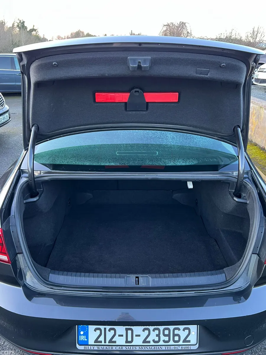 Volkswagen Passat Saloon, Diesel, 2021, Grey
