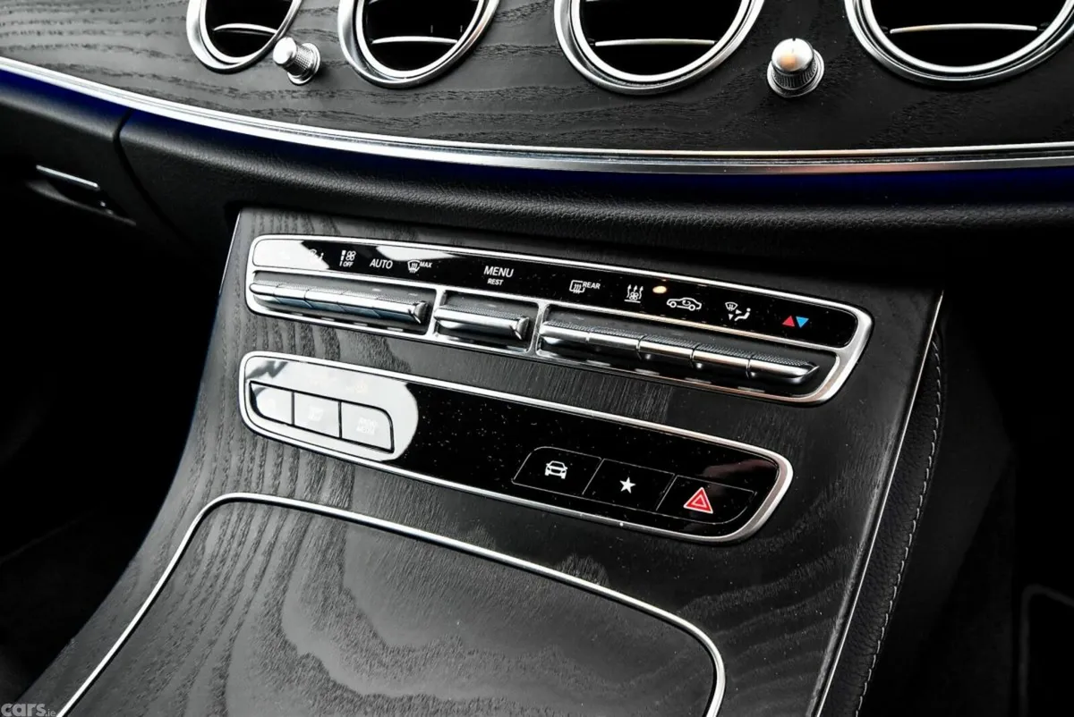 Mercedes-Benz E-Class Saloon, Diesel Plug-in Hybrid, 2020, Blue