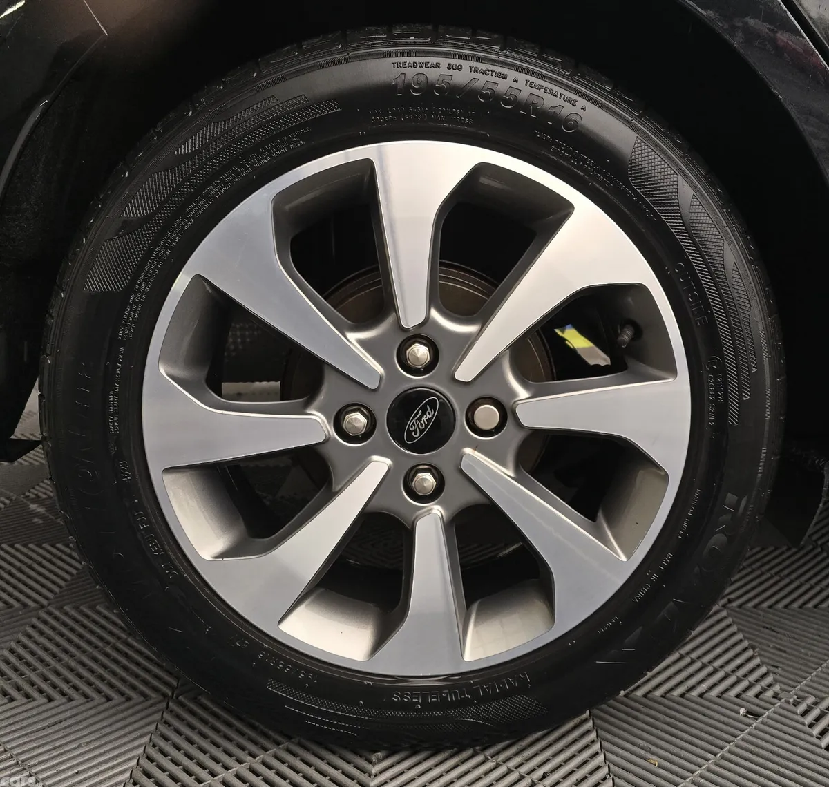 Ford Fiesta Hatchback, Petrol, 2019, Black