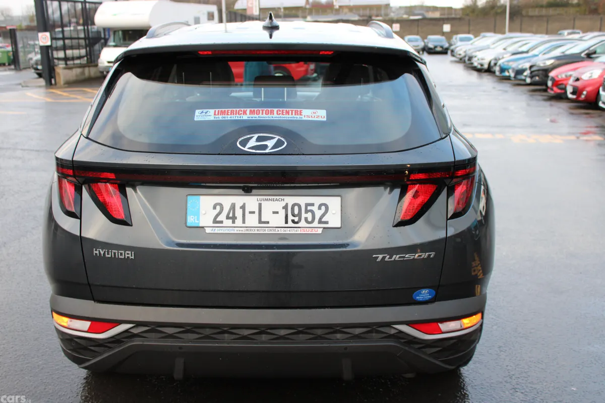 Hyundai Tucson SUV, Diesel, 2024, Grey