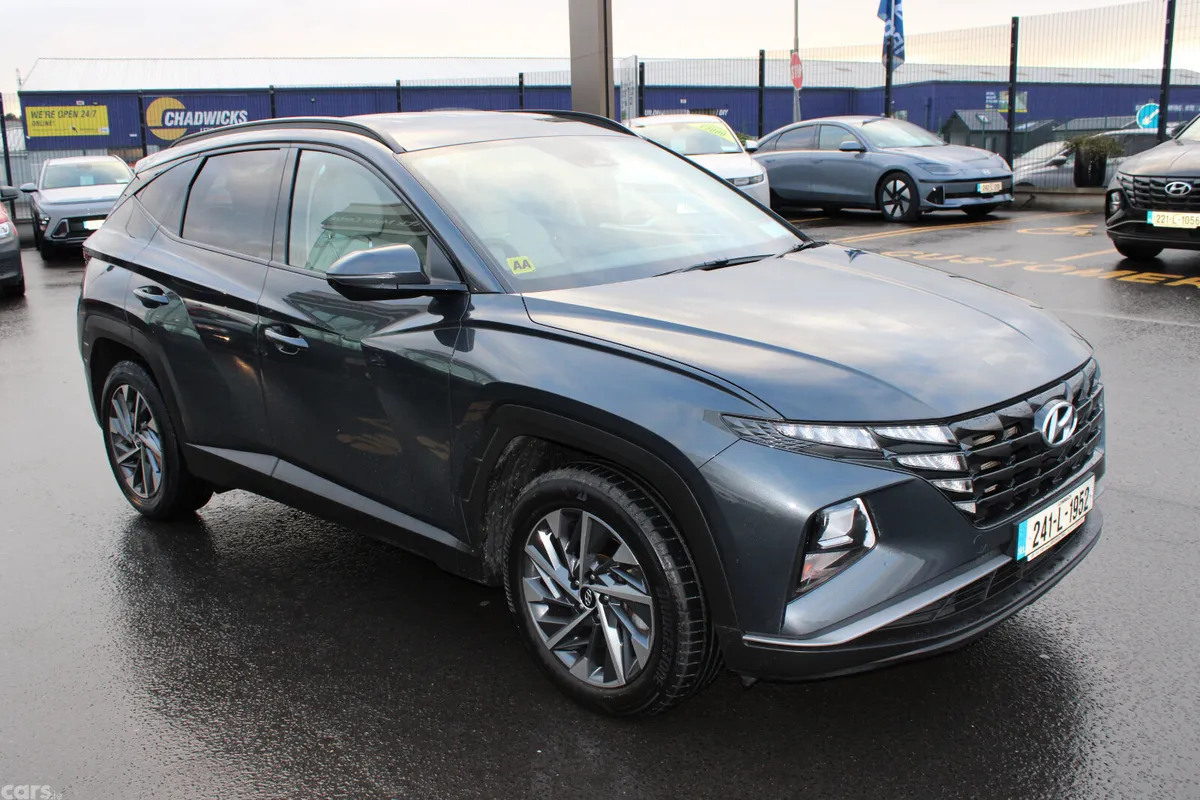 Hyundai Tucson SUV, Diesel, 2024, Grey