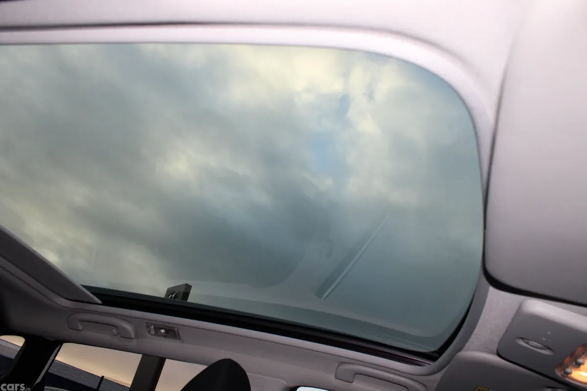 Nissan Qashqai MPV, Petrol, 2019, White