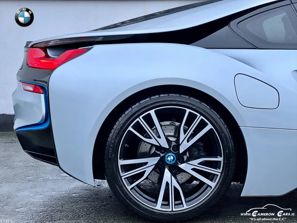 BMW i8 Coupe, Petrol Plug-in Hybrid, 2016, Silver