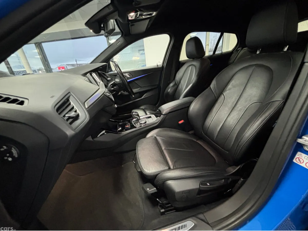 BMW 1-Series Hatchback, Diesel, 2020, Blue