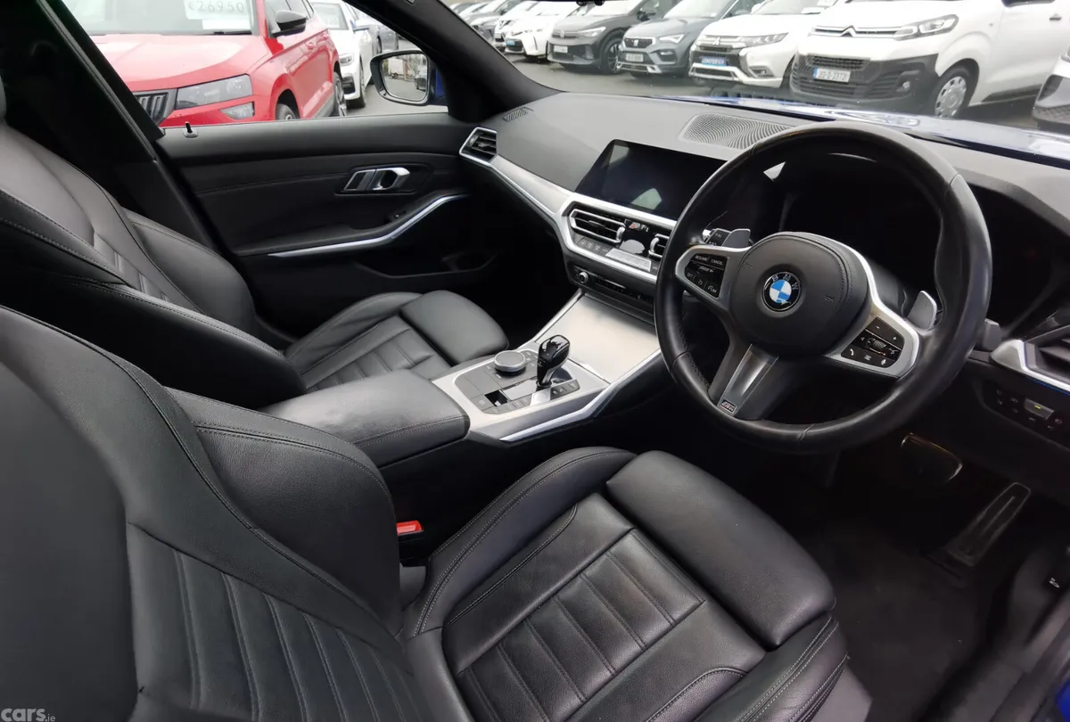 BMW 3-Series Saloon, Petrol Plug-in Hybrid, 2021, Blue