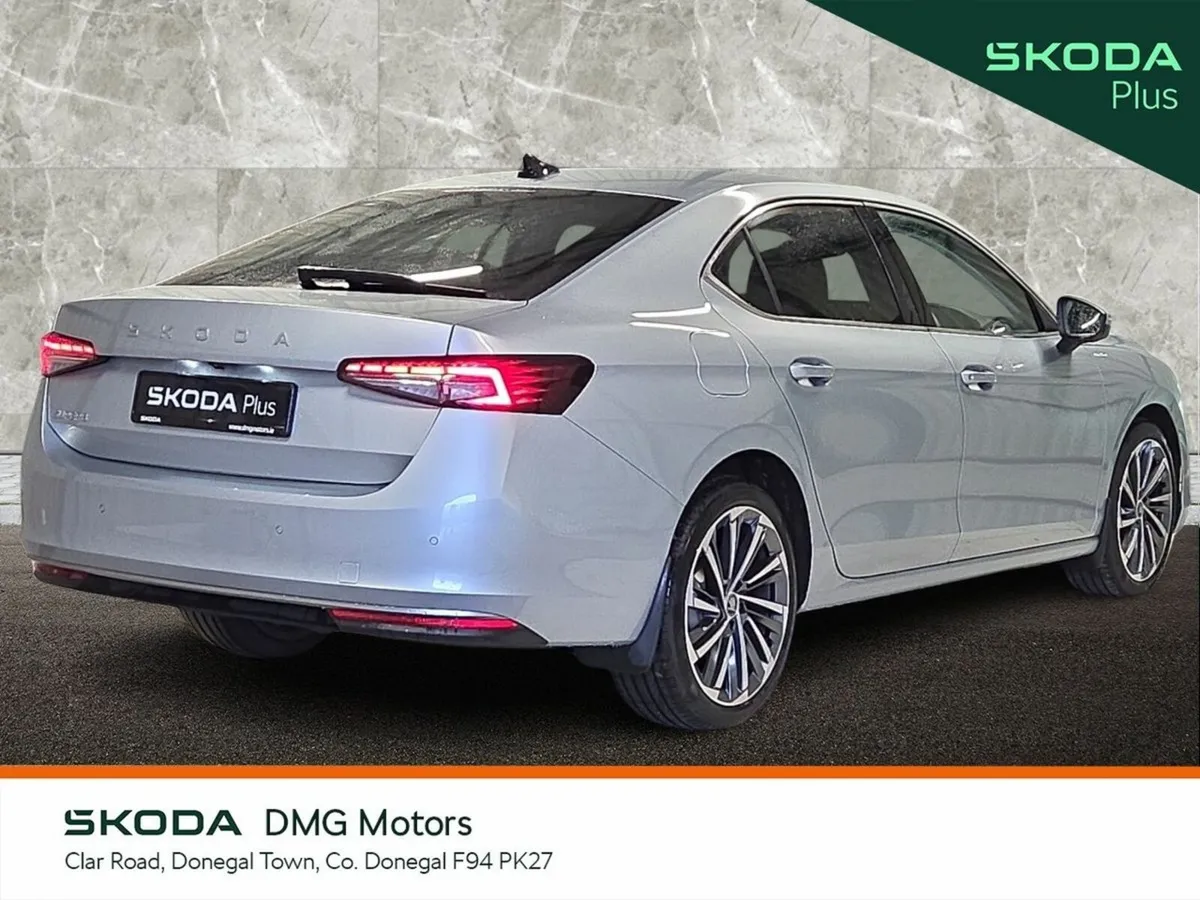 Skoda Superb Saloon, Diesel, 2025, Grey