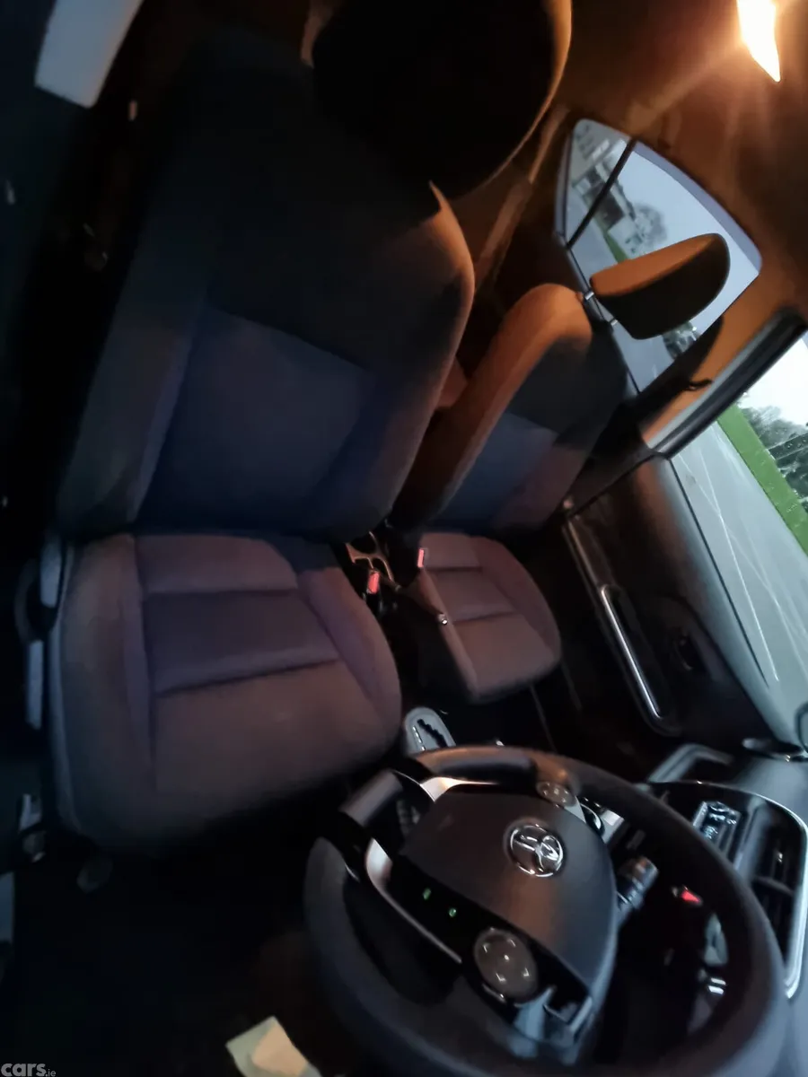 Toyota Aqua Hatchback, Petrol Hybrid, 2020, Silver