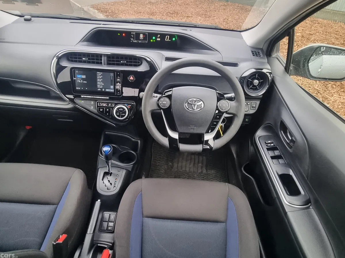 Toyota Aqua Hatchback, Petrol Hybrid, 2021, Silver