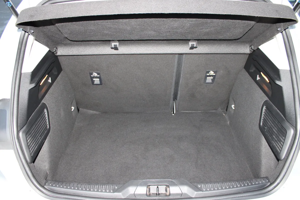 Ford Focus Hatchback, Petrol, 2020, Grey